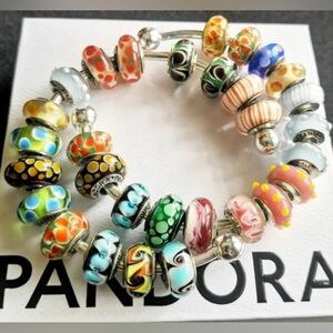 30 BRAND NEW Pandora muranos retired perfect condition !